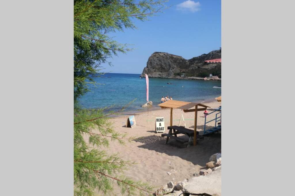 Appartamento Stegna On Sea Apt Archangelos  Esterno foto